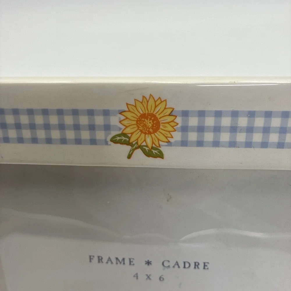 Hallmark Ceramic Picture Frame 4x6 Blue Gingham Sunflower Country cottage core